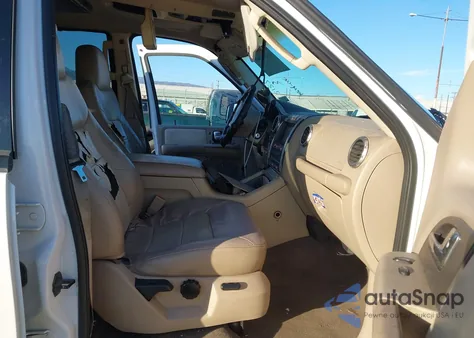 2003 Ford Expedition Eddie Bauer из США, поврежденный, VIN 1FMPU17L33LC02127